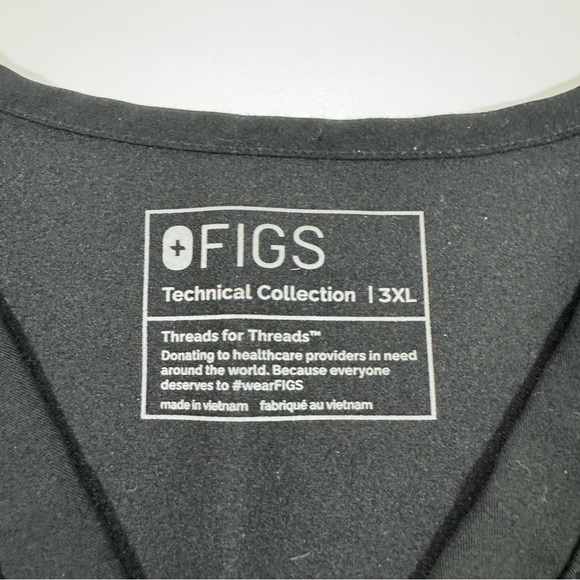 Figs Casma Three Pocket Scrub Top Black Medical Uniform - Picture 4 of 6